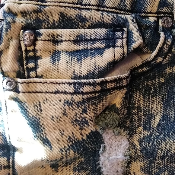 Jean shorts - Picture 4 of 6